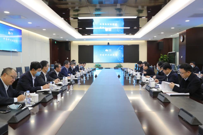 寧高寧董事長會見湖南省副省長陳飛